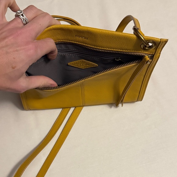 Fossil Mustard Yellow Crossbody Bag - Picture 2 of 4